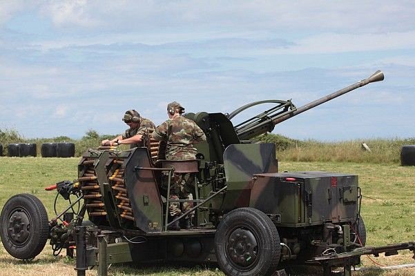 The Swedish 40-mm Bofors L70: A Retrospective on an Anti-Aircraft Pioneer