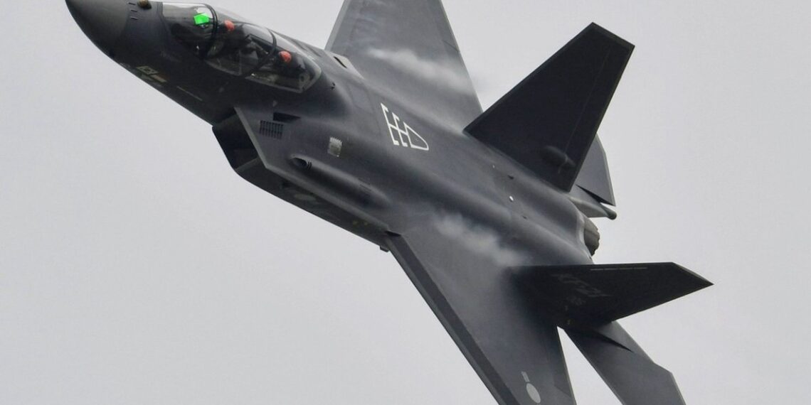 Who Holds the Edge in Stealth? A Comprehensive Comparison of Modern Stealth Fighters 14 img 1129 1