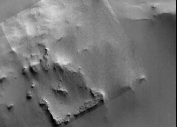 MYSTERIOUS SQUARE STRUCTURE ON MARS—IT’S REAL 24 img 8013 2 1