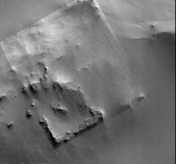 MYSTERIOUS SQUARE STRUCTURE ON MARS—IT’S REAL 14 img 8013 2 1