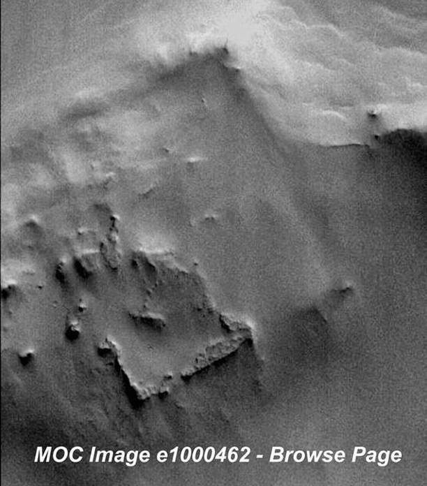 MYSTERIOUS SQUARE STRUCTURE ON MARS—IT’S REAL 15 img 8014 1