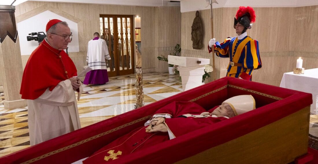 FIRST IMAGE OF POPE FRANCIS IN CASKET 14 img 3988 2 1