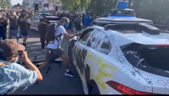 LIVE UPDATES: Unrest in Los Angeles – Riots, Federal Response, Political Fallout 21 img 6859 1