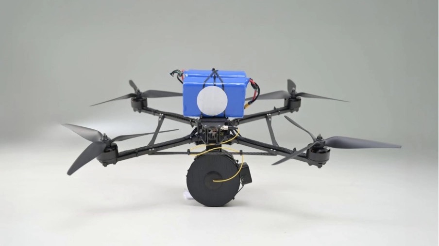 Ukraine Unveils Ronnie-13 Drone With Fiber-Optic Control 15 img 0422