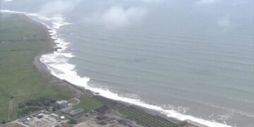 Cataclysmic 8.8 Magnitude Earthquake Unleashes Pacific-Wide Tsunami: A Global Emergency Unfolds 1 img 1743