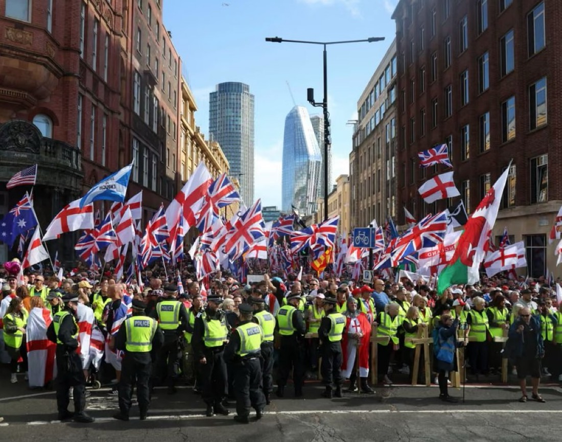 British Citizens Flood London for 'Unite the Kingdom' Rally 14 img 5515