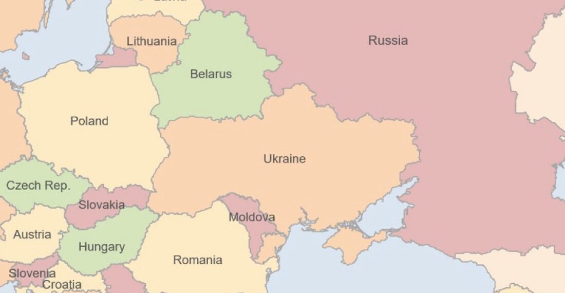 Trump Says Ukraine Can Win War, Calls Russia a "Paper Tiger" 14 img 5981