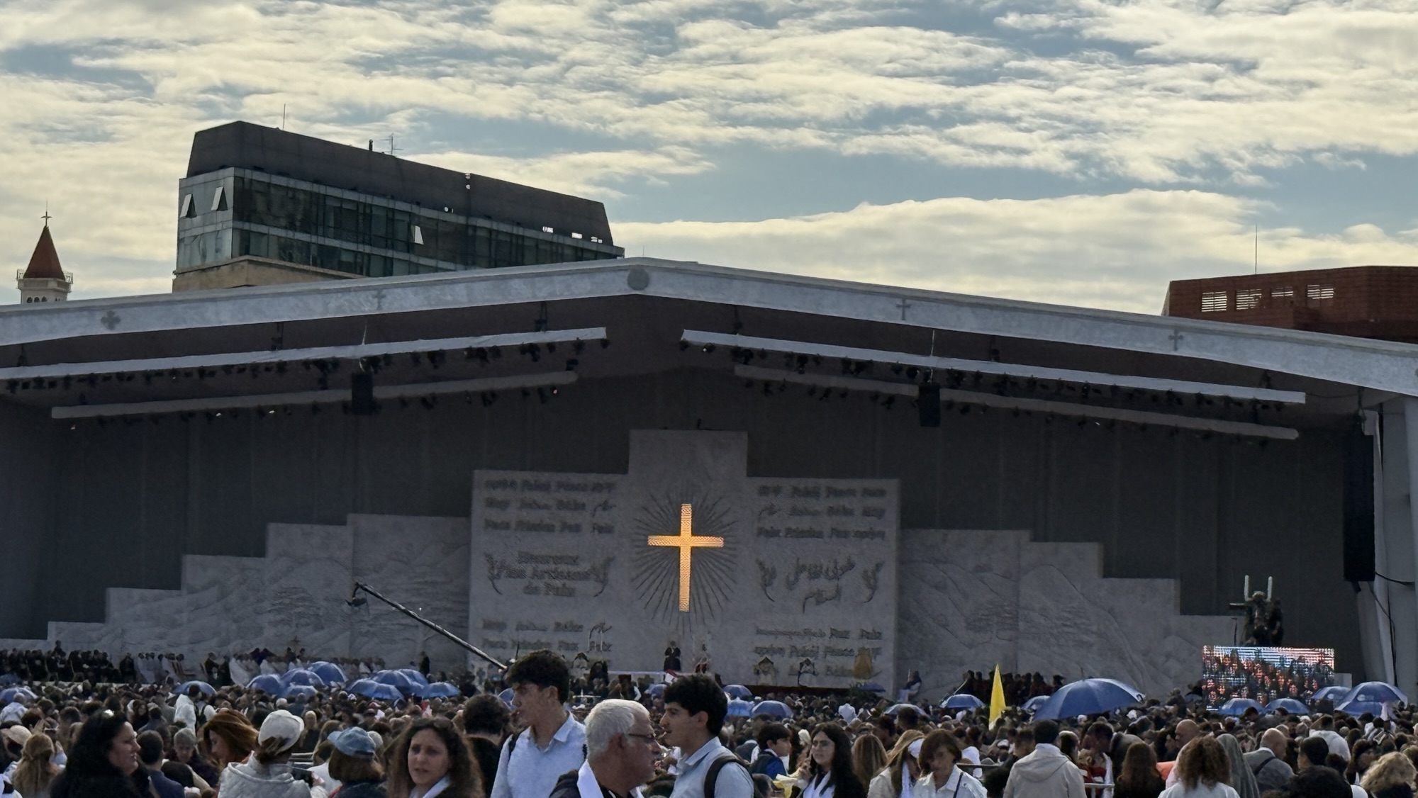 Pope Leo Concludes Lebanon Visit with Massive Mass and Port Prayer 15 img 0148