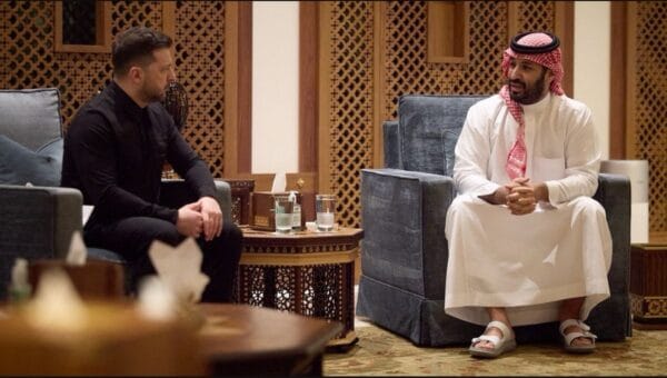 Zelensky Offers Gulf Air Defense Pact